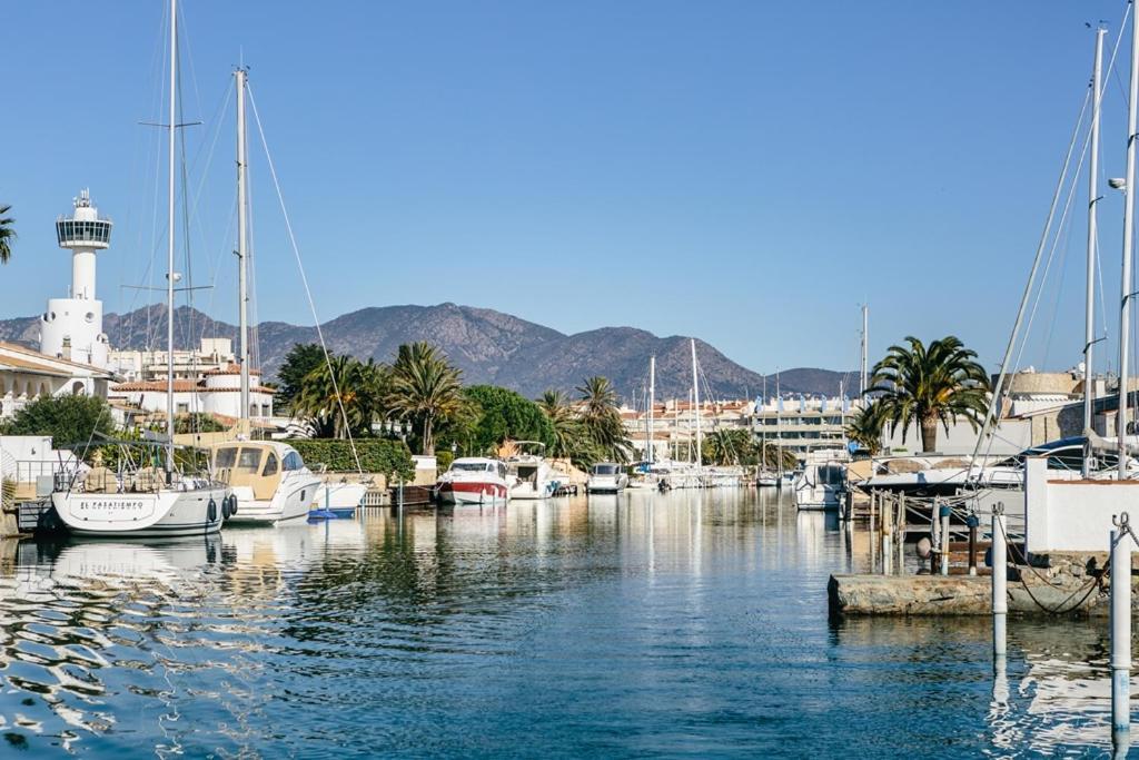 Casa Blue Port Banyuls Empuriabrava Villa ภายนอก รูปภาพ