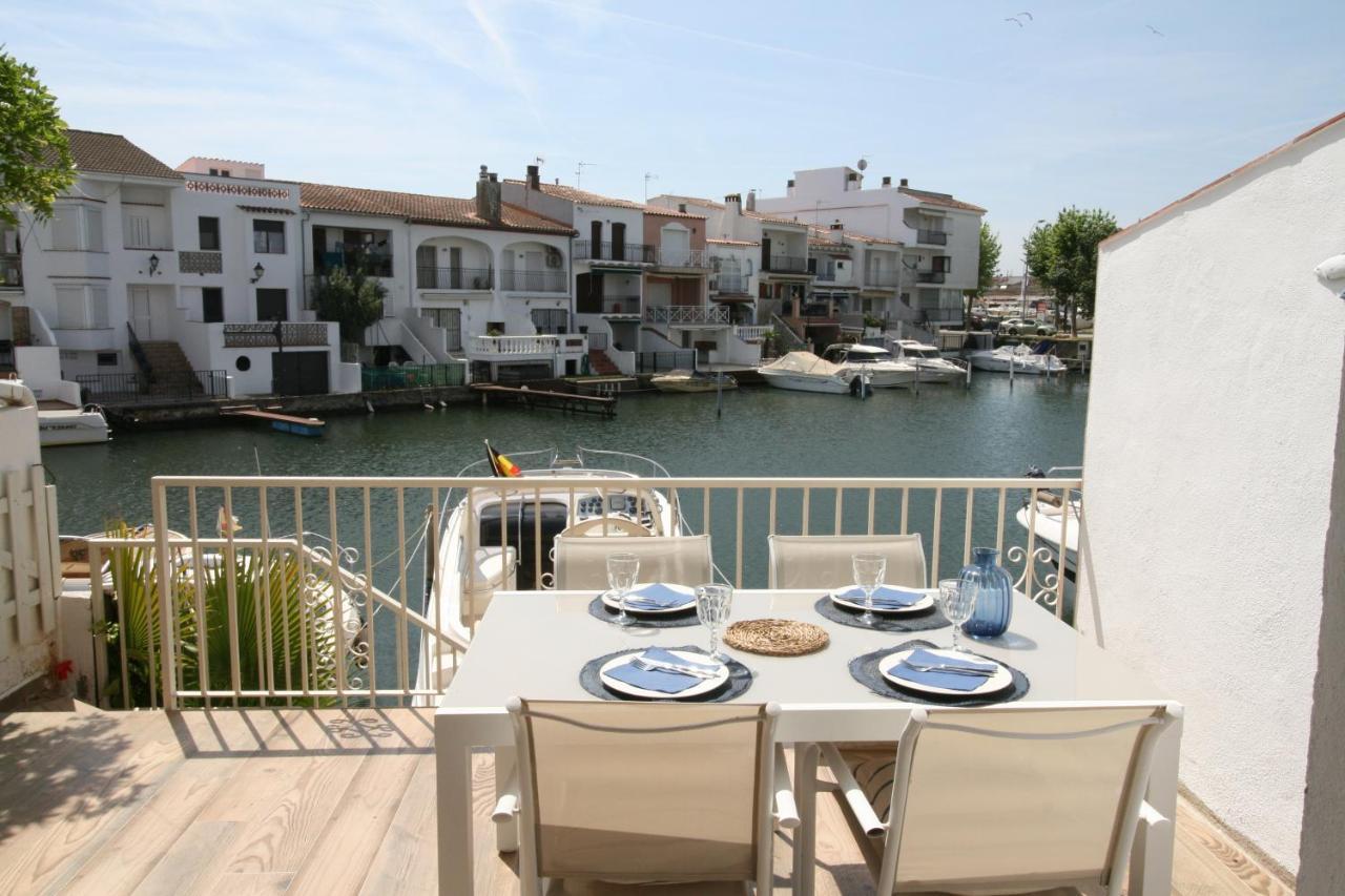 Casa Blue Port Banyuls Empuriabrava Villa ภายนอก รูปภาพ