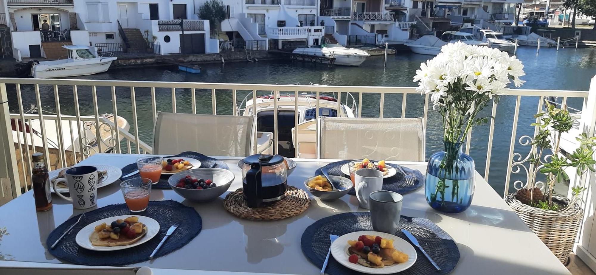 Casa Blue Port Banyuls Empuriabrava Villa ภายนอก รูปภาพ