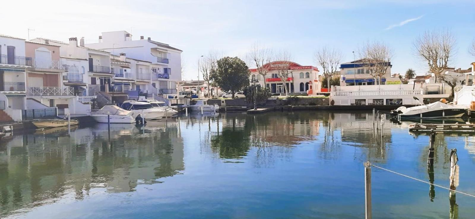 Casa Blue Port Banyuls Empuriabrava Villa ภายนอก รูปภาพ